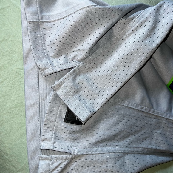 Woman’s NFL Nike fitted Seahawk Jersey number 3 Wilson collector jersey Large - Picture 9 of 12